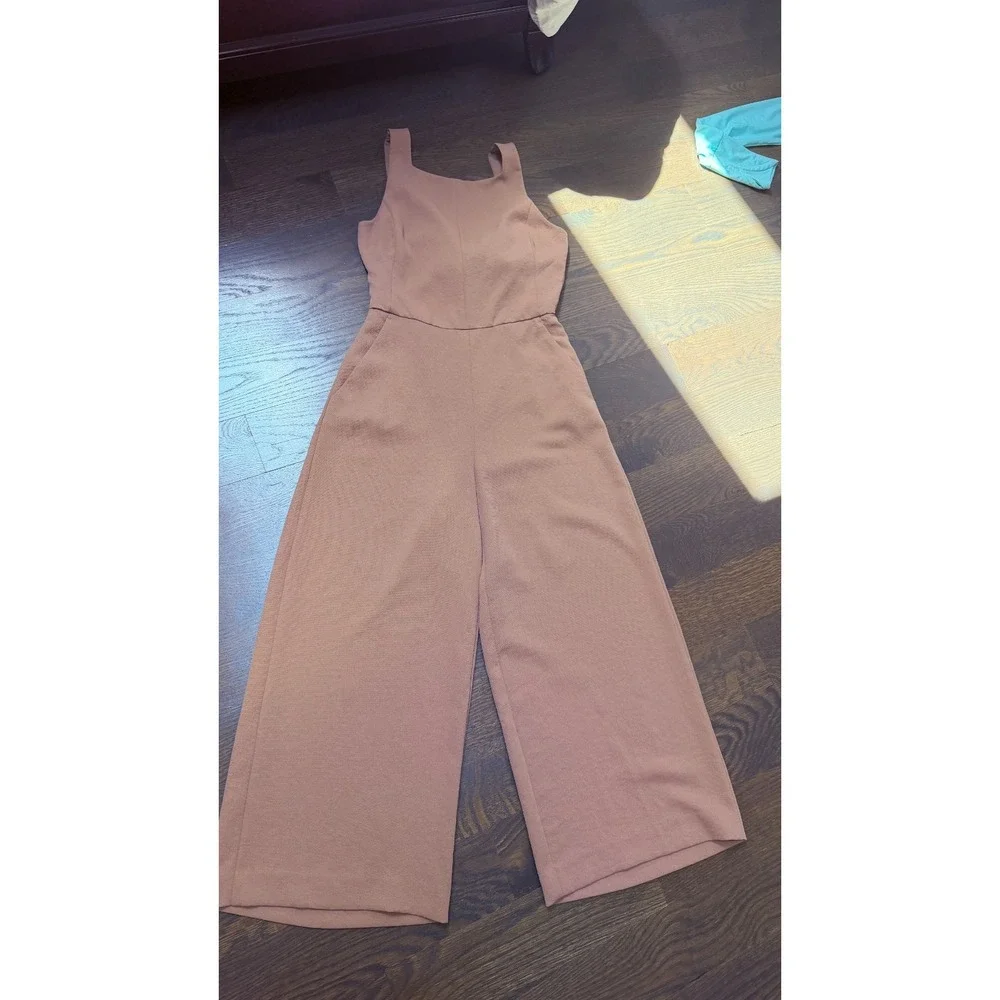 Aritzia sleeveless jumpsuit